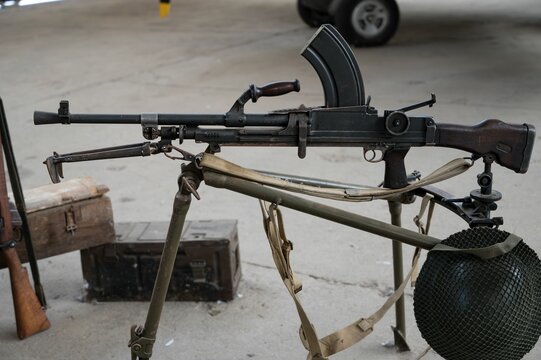 best-known role was as a light machine gunner in World War II in British and British Empire forces