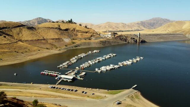 USA, CA, Visalia, Lake Kaweah, 45586 - Drone view of Lake Kaweah. Marina, earthen dam and spillway