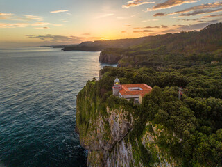 Faro de San Emeterio en Ribadedeva Asturias