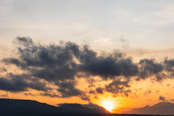 Obraz premium Beautiful Blazing Sunrise and golden sky landscape over the Sea.