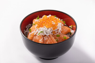 海鮮丼（サーモン　しらす　いくら）