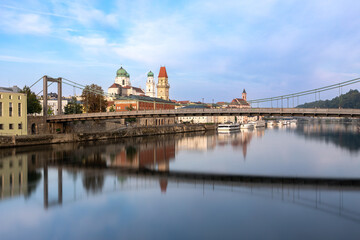 Hängebrücke über die Donau in Passau, Bayern