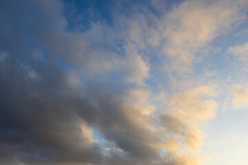 Fototapeta premium Beautiful cloud formation on blue sky.