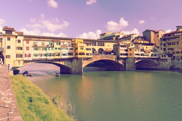 Obraz premium Florence - Vecchio Bridge - retro style filtered colors.
