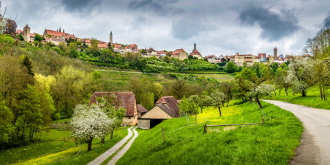 Rothenburg ob der Tauber vom Taubertal gesehen