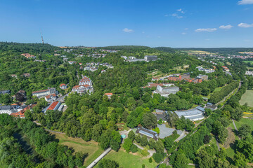 Die Kurstadt Bad Mergentheim im Lieblichen Taubertal von oben
