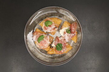 la vera pizza fritta di napoli