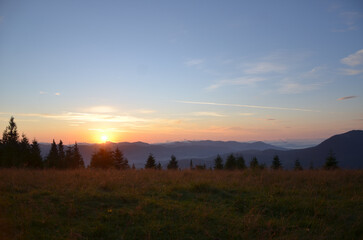 sunrise in the carpathian mountains