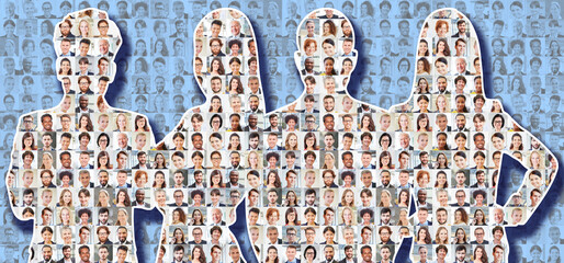 Silhouetten von Geschäftsleuten vor Collage aus vielen Mitarbeiter Portraits