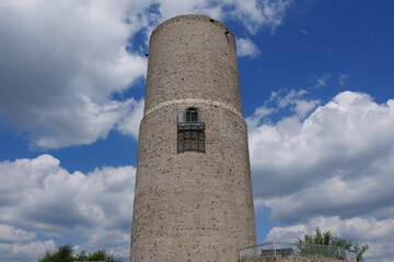 Bergfried Burg Vetzberg in Hessen