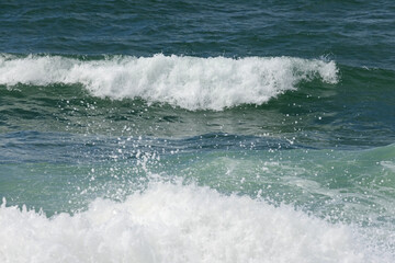 Fototapeta premium Vagues déferlantes à Hossegore sur la côte atlantique 
