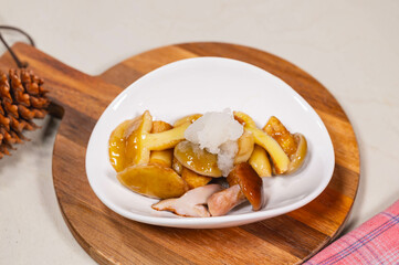 天然きのこのおろしがけ