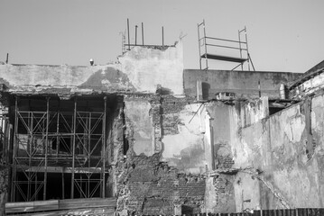 Ancien bâtiment dans la vieille ville de Saint Louis du Sénégal en Afrique de l'ouest