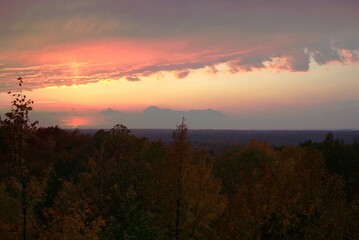 A warm sunset in the ohio hills 