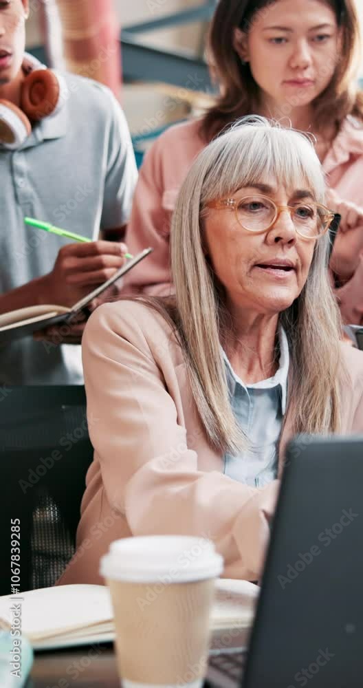 Aufkleber woman, lecturer and students with laptop for learning, teaching and group in classroom at university