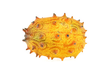 Obraz premium Close-Up of Vibrant Kiwano Melon on White Background