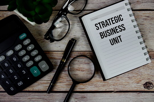 Strategic Business Unit (SBU) text on notepad, Business and Financial concept background