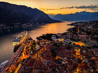 Obraz premium Beautiful panoramic view of Kotor, Montenegro at night. Sea and mountains 