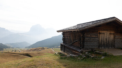 Rustic Serenity in the Dolomites: A Hidden Cabin in Seceda