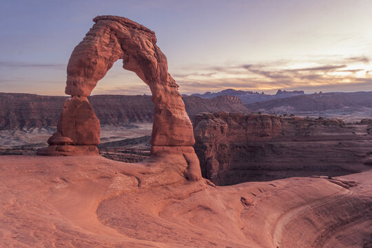 USA, Utah, Arches National Park, Delicate Arch in Arches National Park at sunset
