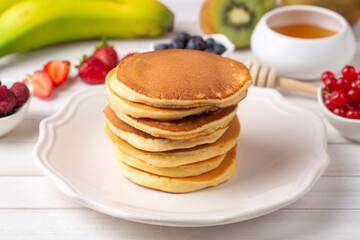 A plate of delicious looking pancakes