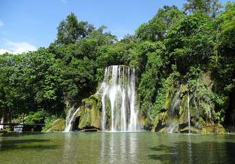 Cascada de Tamasopo-Estado de San Luis Potosí © AlexisGuevara