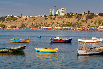 Chasing horizons on La Costa Verde.The stunning views from Chorrillos never fail to remind us of the beauty of Lima’s coast. Whether you're here for the sea breeze, the sunsets, or just to take in the