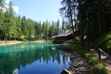 Fototapeta premium lake in the mountain 