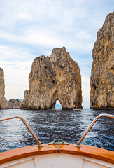 faraglioni in capri