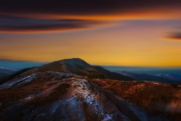 Obraz premium sunset in the mountains