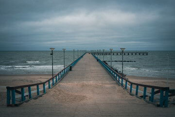 Fototapeta premium pier in the sea