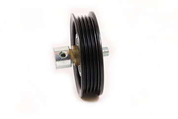 Adjustable belt pulley