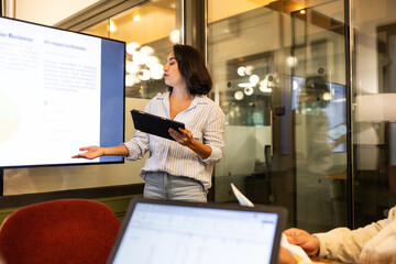 Professional Presentation in a Modern Coworking Space