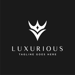 luxury elegant V letter king crown design logo template. v letetr crown. crown v logo.