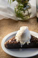 ice cream with chocolate