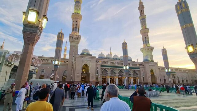 Crowd of people in Nabawi mosque in Saudi Arabia