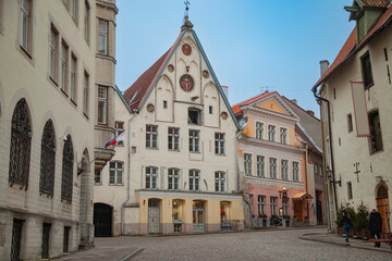 Obraz premium late autumn in the medieval city of Tallinn. Castles and towers.