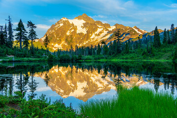 North Cascades National Park Picture Lake View Point Mt Braker Shuksan Seattle Washington State
