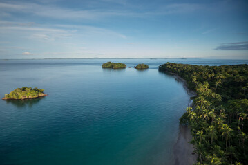 Obraz premium Aerial view of pacific sandy beach at Las Perlas Archipelago, Panama, Central America - stock photo