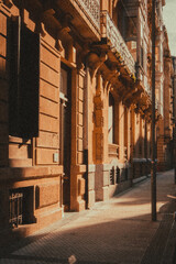 Fototapeta premium Architecture building under sunlight