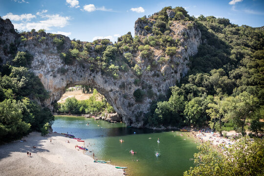 Vallon Pont d'Arc en Ard&egrave;che