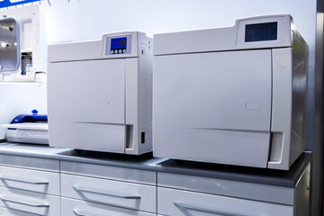 Apparatus for washing, ultrasonic cleaning, thermal disinfection and drying of medical instruments