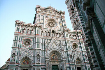 Florence cathedral santa maria del fiore facade showing architectural details