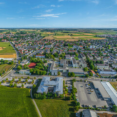 Die Gemeinde Kissing im schwäbischen Paartal im Luftbild © ARochau