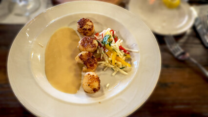 delicious scallop dinner