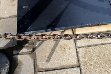 Obraz premium Strong iron steel chain close up.