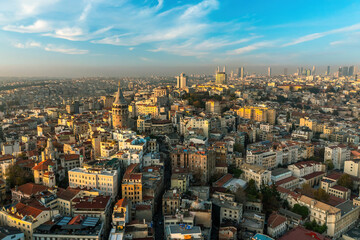 Obraz premium Galata Tower and the Blue Sky of Istanbul City.