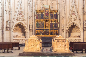 intérieur de la cathédrale gothique flamboyant de Tolède