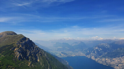 Fototapeta premium lake garda italy travel vacation tourism