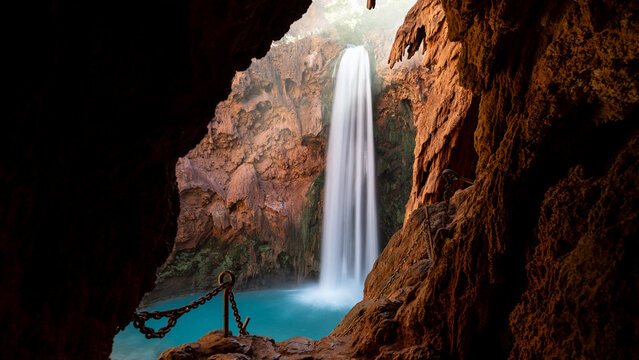 Mooney waterfall viewed thru tunnel at Havasupai